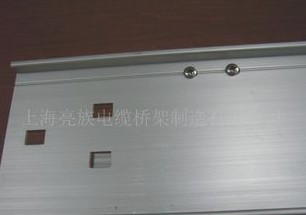 鍍鋅金屬橋架的選型設(shè)計(jì)有什么要求？